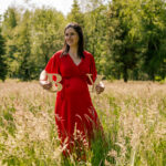 Zwangerschapsfotoshoot Ellen & Thomas – 2 Prachtige Locaties: Westerlo & Blueberry Fields 1 2022 big belly ellen en thomas 011
