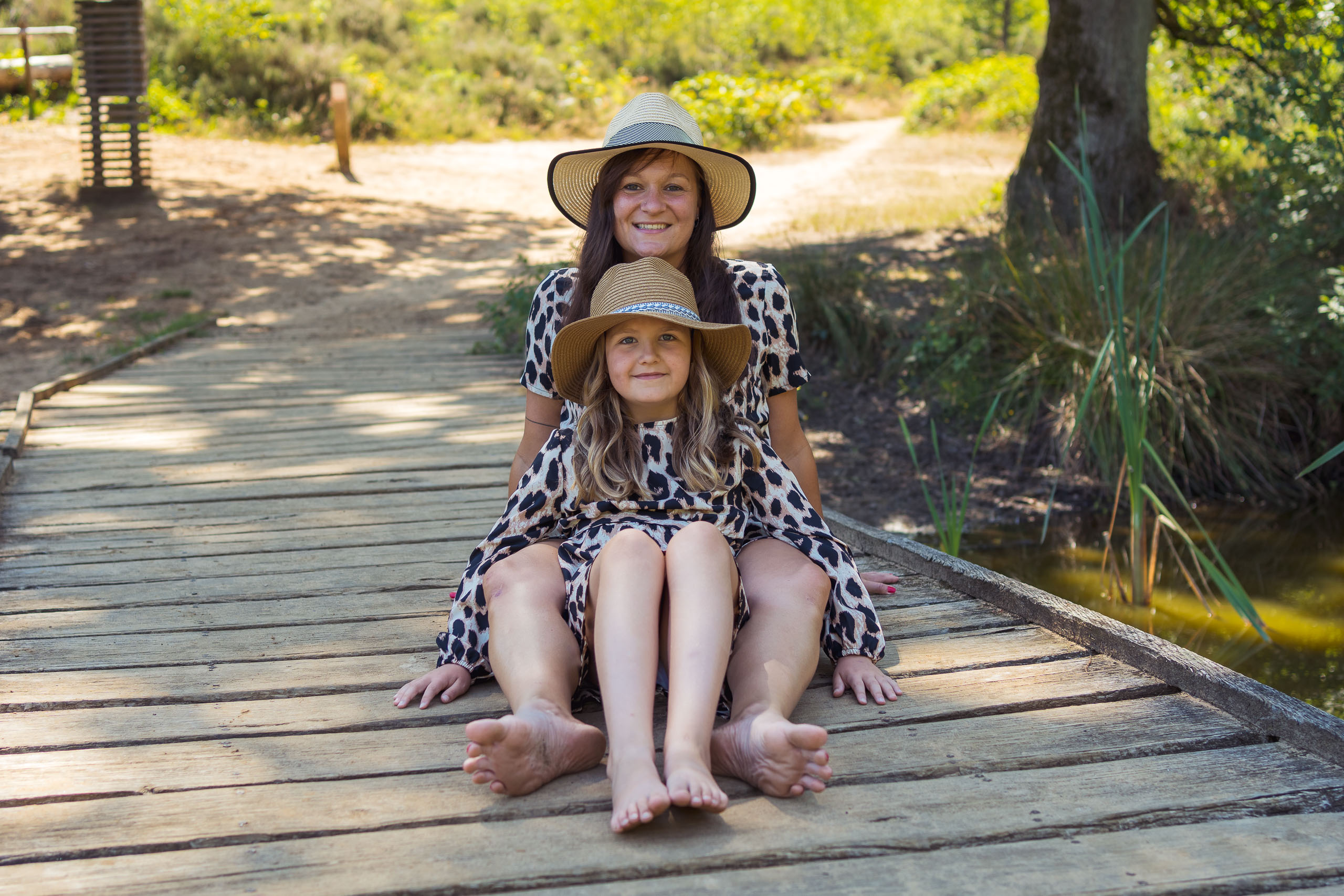 family-friends-lifestyle-S003